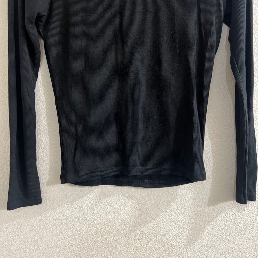 Brandy Melville Ribbed Turtleneck Top Black Long Sleeve One Size Minimalist - Picture 4 of 8